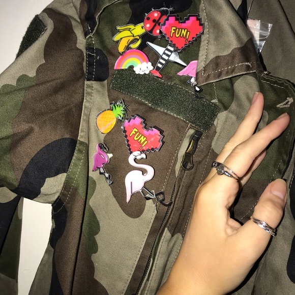 Camo Embroidered Cargo Jacket - Picture 2 of 6